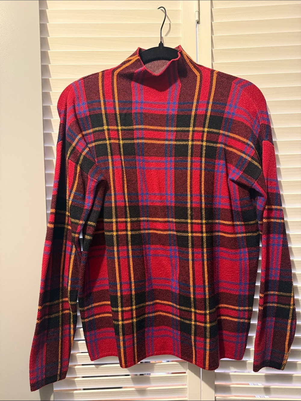 Tahari Plaid Red Mock Neck Sweater EUC